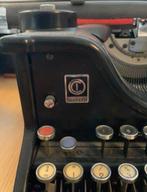 Typemachine | klassiek | Olivetti | breed | uniek, Zo goed als nieuw, Ophalen