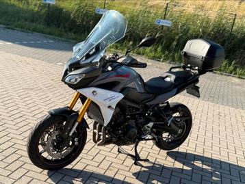 Mooie Yamaha Tracer 900 GT in unieke kleuren te koop beschikbaar voor biedingen