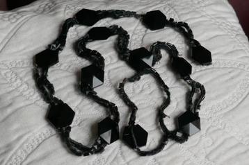 Antiek Gitten Centuur beschikbaar voor biedingen