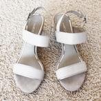 Prachtige Leren Marco Tozzi Pumps s19 (Maat 39) € 35,-, Pumps, Overige kleuren, Marco Tozzi, Ophalen of Verzenden