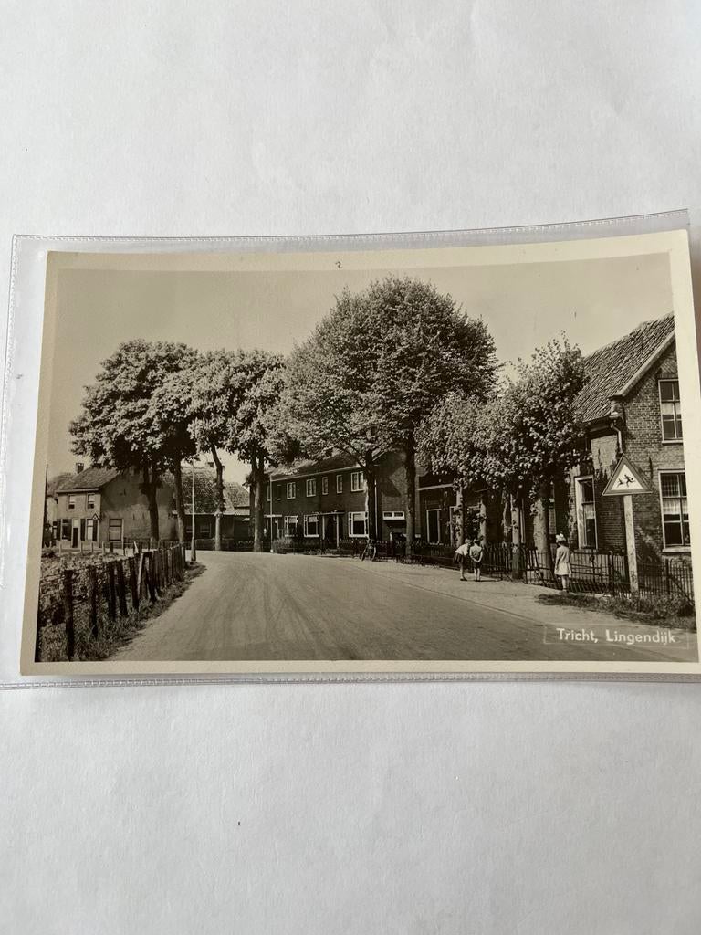 Oude ansichtkaart Tricht, Lingendijk - 1960, Ophalen of Verzenden, 1960 tot 1980, Gelopen, Gelderland