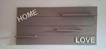 Houten wandbord 120 x 56,5 beschikbaar voor biedingen