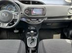 Toyota Yaris 1.5 Hybrid /AUTOMAAT/NAVI/CAMERA, Gebruikt, Euro 6, 4 cilinders, Blauw