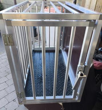 Hondenbench voor middelgroet / kleine hond.Nieuw beschikbaar voor biedingen