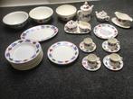 Compleet Antiek Servies met Bloemmotief, boerenbond, Ophalen