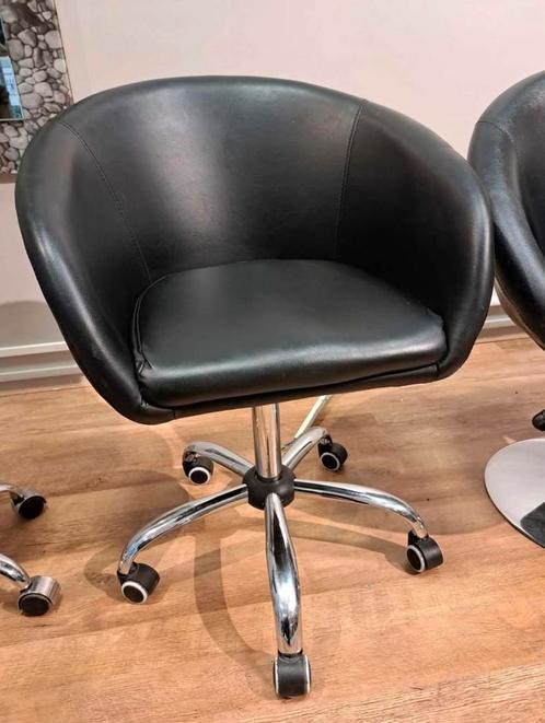Stijlvolle Kappersstoel - Perfect voor Salon of Thuisgebruik, Huis en Inrichting, Bureaustoelen, Zwart, Ophalen