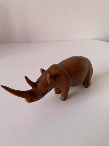 Vintage Houten Neushoorn Beeldje beschikbaar voor biedingen