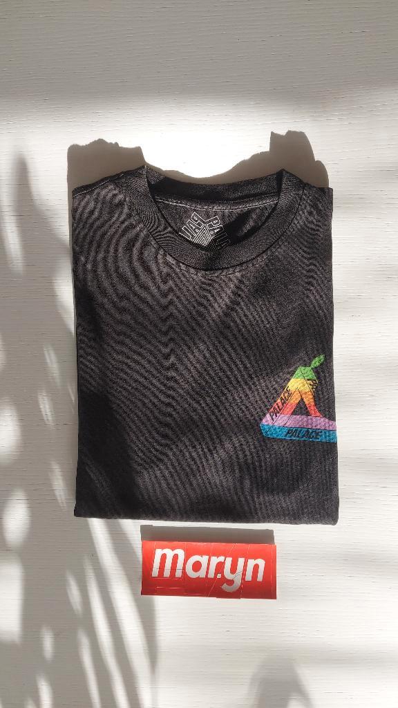 Palace Jobsworth Apple Tshirt NIEUW maat S, Kleding | Heren, T-shirts, Nieuw, Maat 46 (S) of kleiner, Zwart, Ophalen of Verzenden