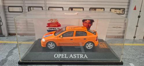 1.43 opel astra, Hobby en Vrije tijd, Modelauto's | 1:43, Zo goed als nieuw, Auto, Schuco, Ophalen of Verzenden