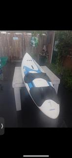 Mistral classic 103L + 2 vinnen, Watersport en Boten, Windsurfen, Ophalen, 250 tot 300 cm, Met vin(nen), Plank