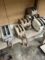 oude houten katrollen scheepsblok, Ophalen