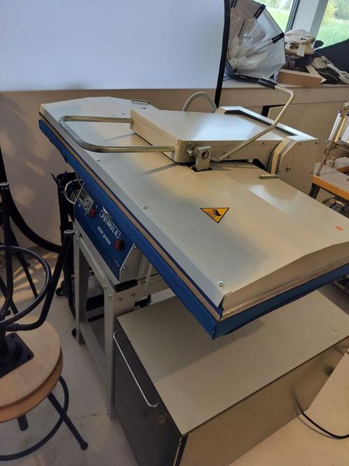 Primula MA1250 fusing press, Hobby en Vrije tijd, Naaimachines en Toebehoren, Zo goed als nieuw, Naaimachine, Overige merken, Industrieel