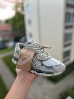 Asics oyster/grey, Ophalen of Verzenden, Nieuw, Overige kleuren, Asics