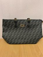 Zwart/grijs Fendi tas, Ophalen, Nieuw, Grijs, Schoudertasje