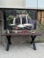 Houten tafel met stalen poten, Antiek en Kunst, Antiek | Meubels | Tafels, Ophalen