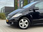 Mercedes A-klasse 160 Avantgarde | Cruise | Stoelverwarming, Auto's, Euro 5, Navigatiesysteem, Leder en Stof, Zwart