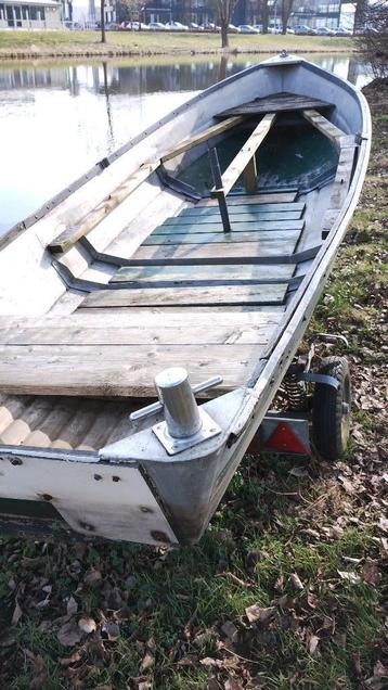 Leuke aluminium sloep beschikbaar voor biedingen