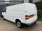 Volkswagen Transporter 2.0 TDI L2H1/Airco/Navi/Cruise-c/PDC/, Voorwielaandrijving, Euro 5, 15 km/l, Gebruikt