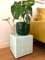 Minimalistische bijzettafel tegeltafel Mint, Minder dan 55 cm, Rond, Nieuw, Hout