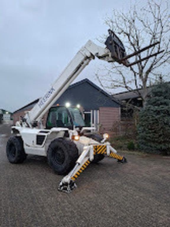 manitou 1337 verreiker, Zakelijke goederen, Machines en Bouw | Kranen en Graafmachines, Verreiker
