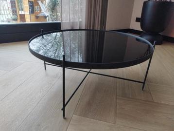 Zuiver zwart glazen salontafel