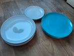 10 ikea borden 4 blauw + 4 wit dinerbord 2 wit ontbijtbord, Ophalen, Gebruikt, Bord(en)