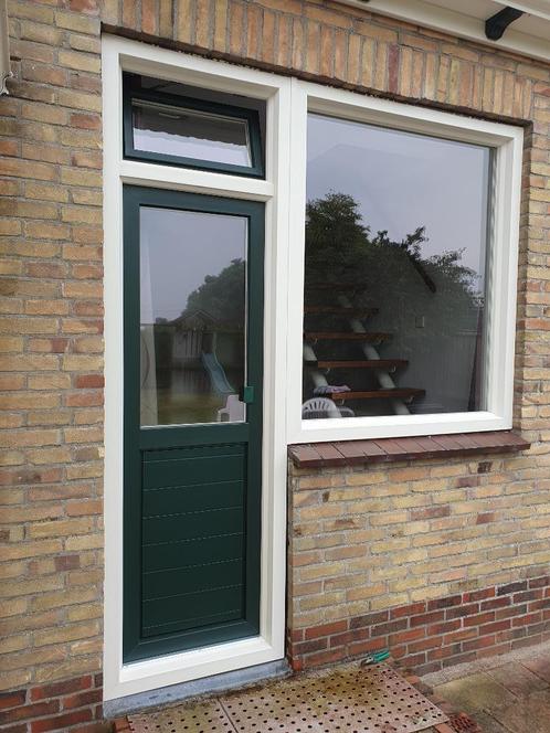 Kunstof Kozijn met smalle tuindeur, Doe-het-zelf en Verbouw, Kozijnen en Schuifpuien, Zo goed als nieuw, Deurkozijn, Kunststof