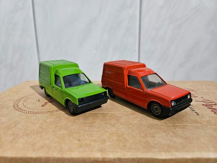 Solido Renault Express P.T.T. Post en Telecom, Hobby en Vrije tijd, Modelauto's | 1:43, Zo goed als nieuw, Auto, Solido, Ophalen of Verzenden