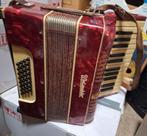 Kleine accordeon opknapper  komt wel nog mooi geluid  uit, Muziek en Instrumenten, Accordeons, Ophalen of Verzenden, Overige merken