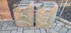 Legergroene Jerrycans 1986/1987 - 20 Liter, Auto diversen, Overige Auto diversen, Ophalen of Verzenden