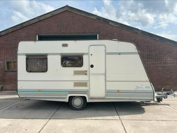 Caravelair Bamba 415 4 pers. Met voortent en luifel beschikbaar voor biedingen