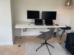 Vitra Ad Hoc design bureau met kabelgoot 180x90, Huis en Inrichting, Bureaus, Ophalen, In hoogte verstelbaar, Zo goed als nieuw