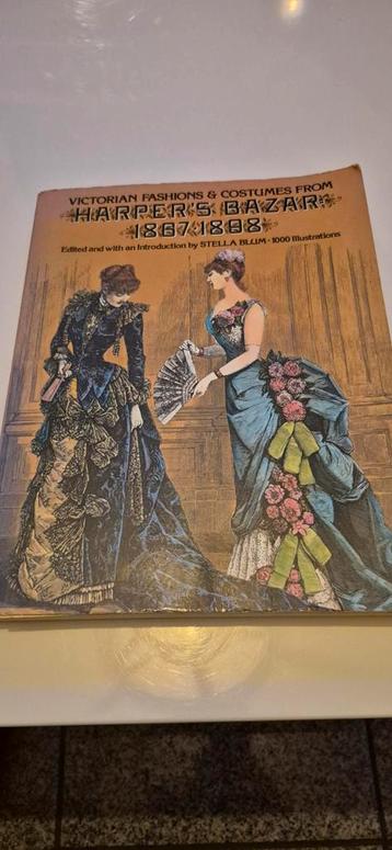Victorian Fashions Harper's Bazar 1867-1898 beschikbaar voor biedingen