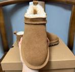 UGG Classic micro mini 36 37 38, Ophalen of Verzenden, Nieuw, Bruin, Pantoffels of Sloffen