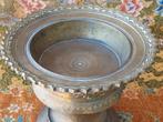 Mooie antieke Oosterse offerschaal van bewerkt koper 26,5 cm, Antiek en Kunst, Ophalen of Verzenden