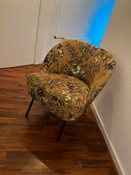 Okergeel stoeltje, staat in  modern en klassiek interieur, Huis en Inrichting, Fauteuils, Minder dan 75 cm, Ophalen of Verzenden