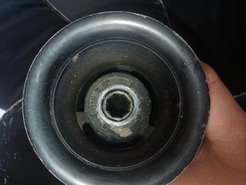 15pk 8tand 9x8 schroef  beschikbaar voor biedingen