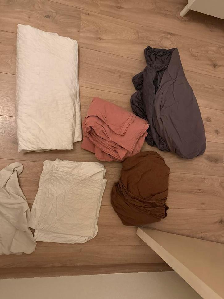 2x Tweepersoons Beddengoed Set, Huis en Inrichting, Slaapkamer | Beddengoed, Zo goed als nieuw, Dekbedovertrek, Tweepersoons, Wit