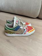 Nike dunk low City Market, Ophalen of Verzenden, Zo goed als nieuw, Sneakers of Gympen