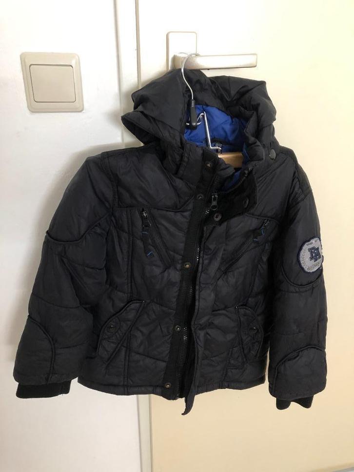 Jongen Jas Maat 116/122, Kinderen en Baby's, Kinderkleding | Maat 116, Zo goed als nieuw, Jongen, Jas, Ophalen