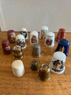15 Vingerhoedjes - Diverse Materialen en Designs, Gebruikt, Reliëf, Ophalen of Verzenden, Nederland