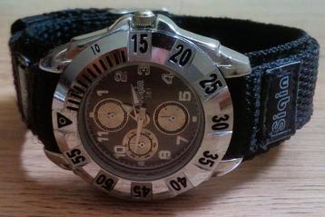 Sportief zwart kinderhorloge [Box B - 023] beschikbaar voor biedingen