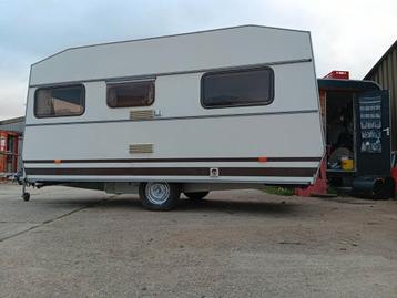 Antilope Caravan - 4 persoons - Klassieker! beschikbaar voor biedingen