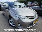Toyota Auris Touring Sports 1.8 Hybrid Lease B (bj 2014), Stof, Gebruikt, Bruin, Origineel Nederlands