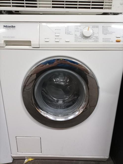 Miele Novotronic w306 wasmachine, Witgoed en Apparatuur, Wasmachines, Zo goed als nieuw, Voorlader, 4 tot 6 kg, 85 tot 90 cm, 1200 tot 1600 toeren