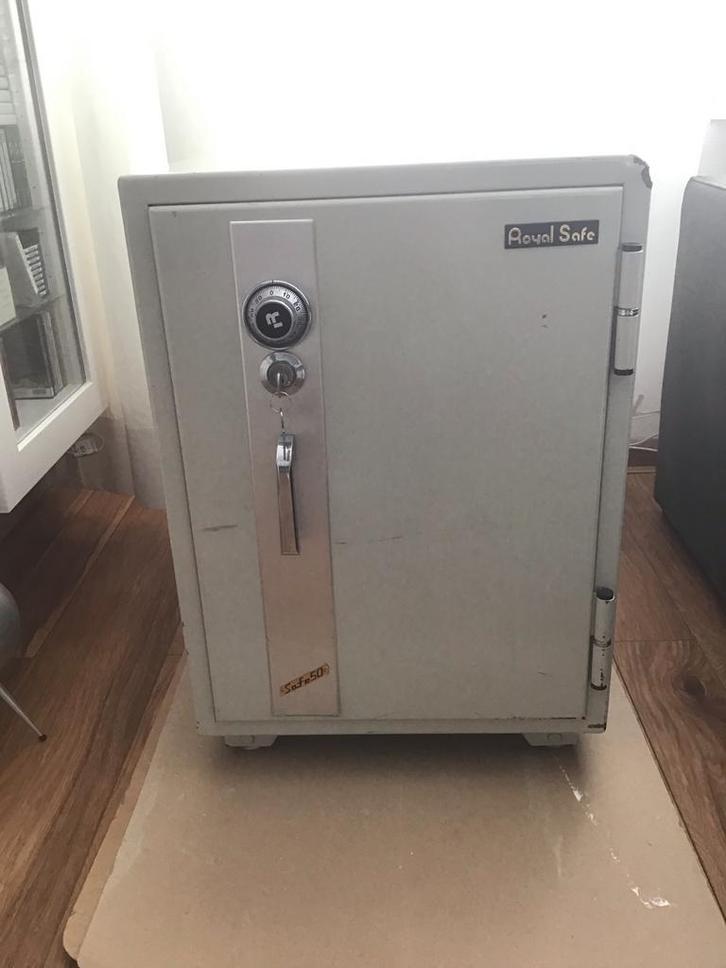 Royal Safe Kluis met Combinatieslot, Huis en Inrichting, Kasten | Lockerkasten, Gebruikt, Ophalen