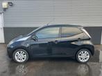 Toyota Aygo 1.0 VVT-i x-joy Nieuw geleverd incl: Climate con, Auto's, Voorwielaandrijving, Start-stop-systeem, Stof, Gebruikt