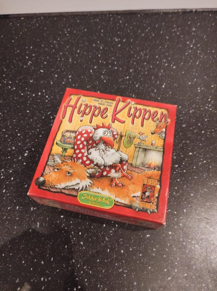 Spel - Hippe Kippen, Hobby en Vrije tijd, Gezelschapsspellen | Kaartspellen, Zo goed als nieuw, Een of twee spelers, Drie of vier spelers
