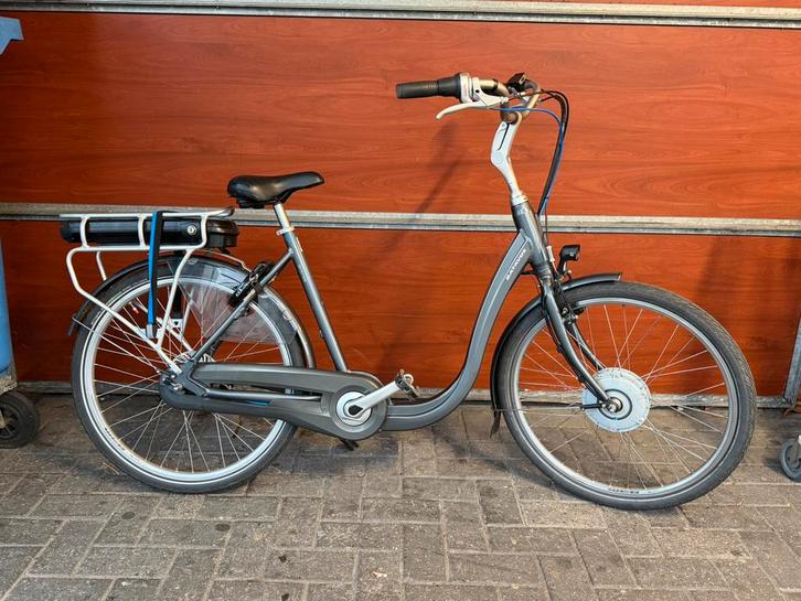 Batavus Entree 51cm Extra lage instap, Fietsen en Brommers, Elektrische fietsen, Zo goed als nieuw, Batavus, 51 tot 55 cm, Ophalen