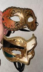 Twee prachtige maskers., Ophalen of Verzenden